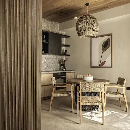 Peliva Nature & Suites Pinakátesz